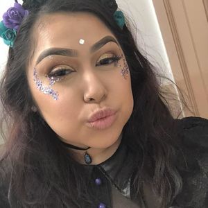 Meet your Posher, Marilyn